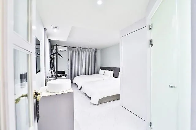 Lenis Seomyeon Motel