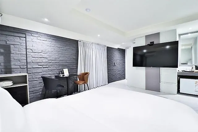 Lenis Seomyeon Motel *