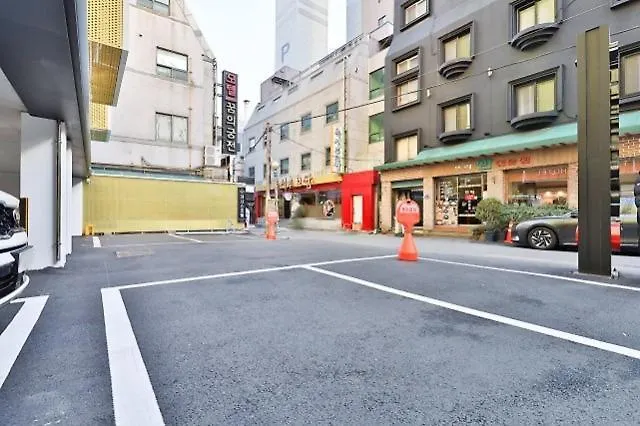 Lenis Seomyeon * Busan